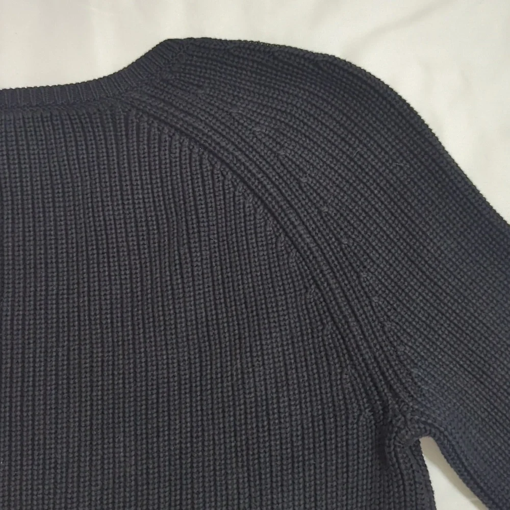 White House Black Market Black Cropped Crewneck Sweater - Picture 10 of 15